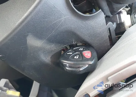 2013 Toyota Corolla Le z USA, uszkodzony, nr VIN 5YFBU4EE7DP194191